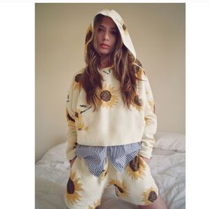 Out From Under Kimber Hoodie‎ Sweatshirt